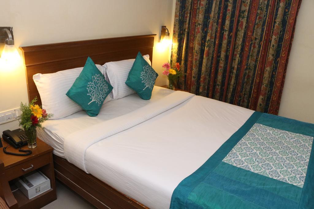 Hotel Comfort Chennai Exterior photo
