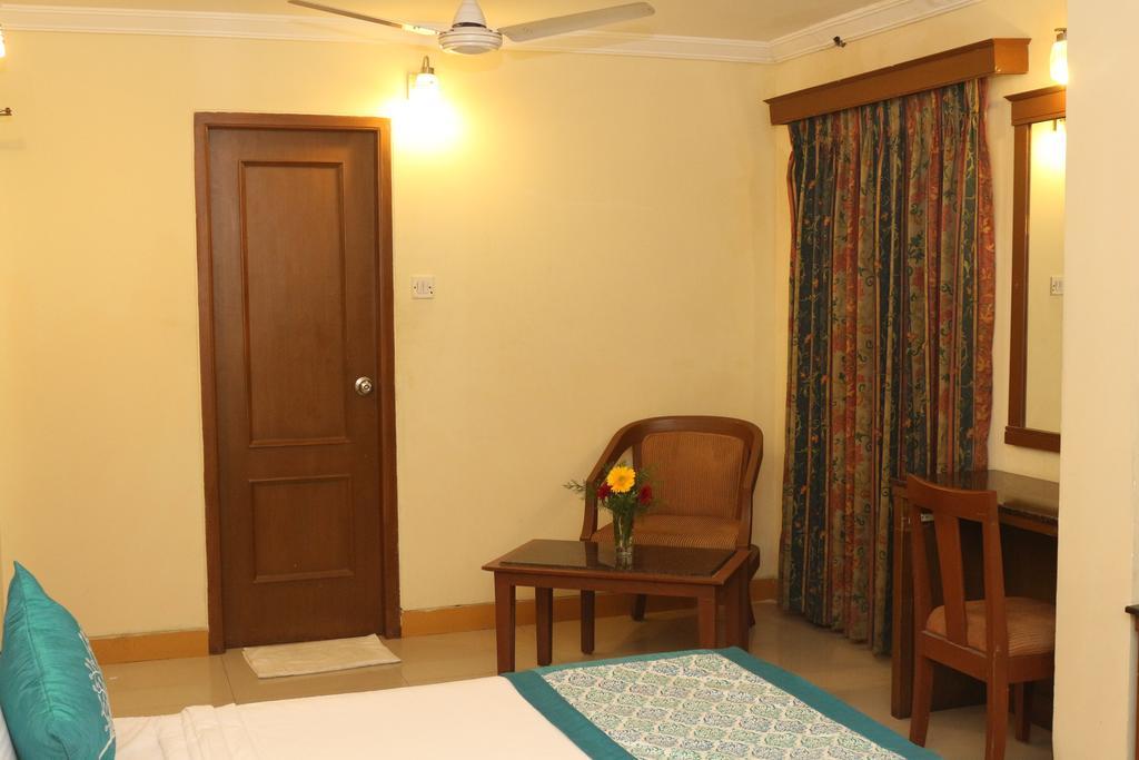 Hotel Comfort Chennai Exterior photo