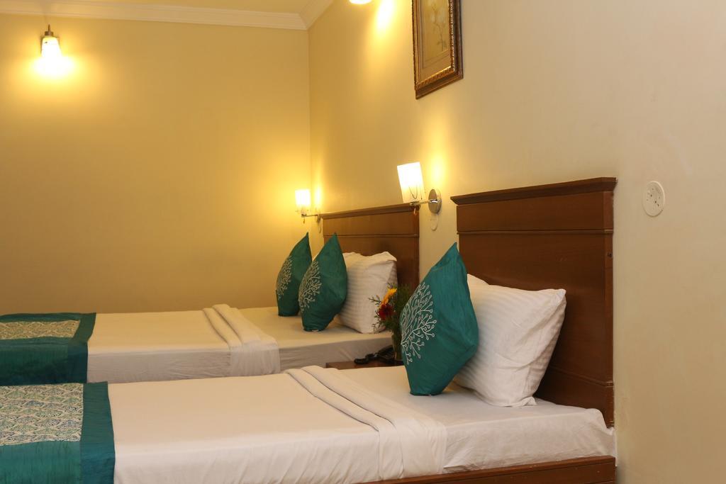 Hotel Comfort Chennai Exterior photo
