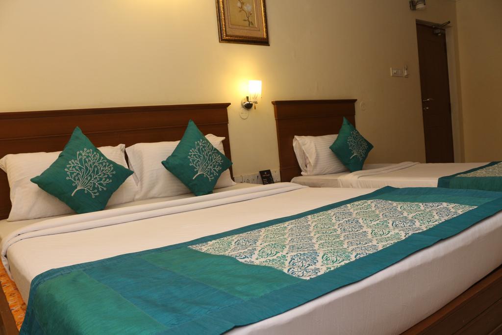 Hotel Comfort Chennai Room photo